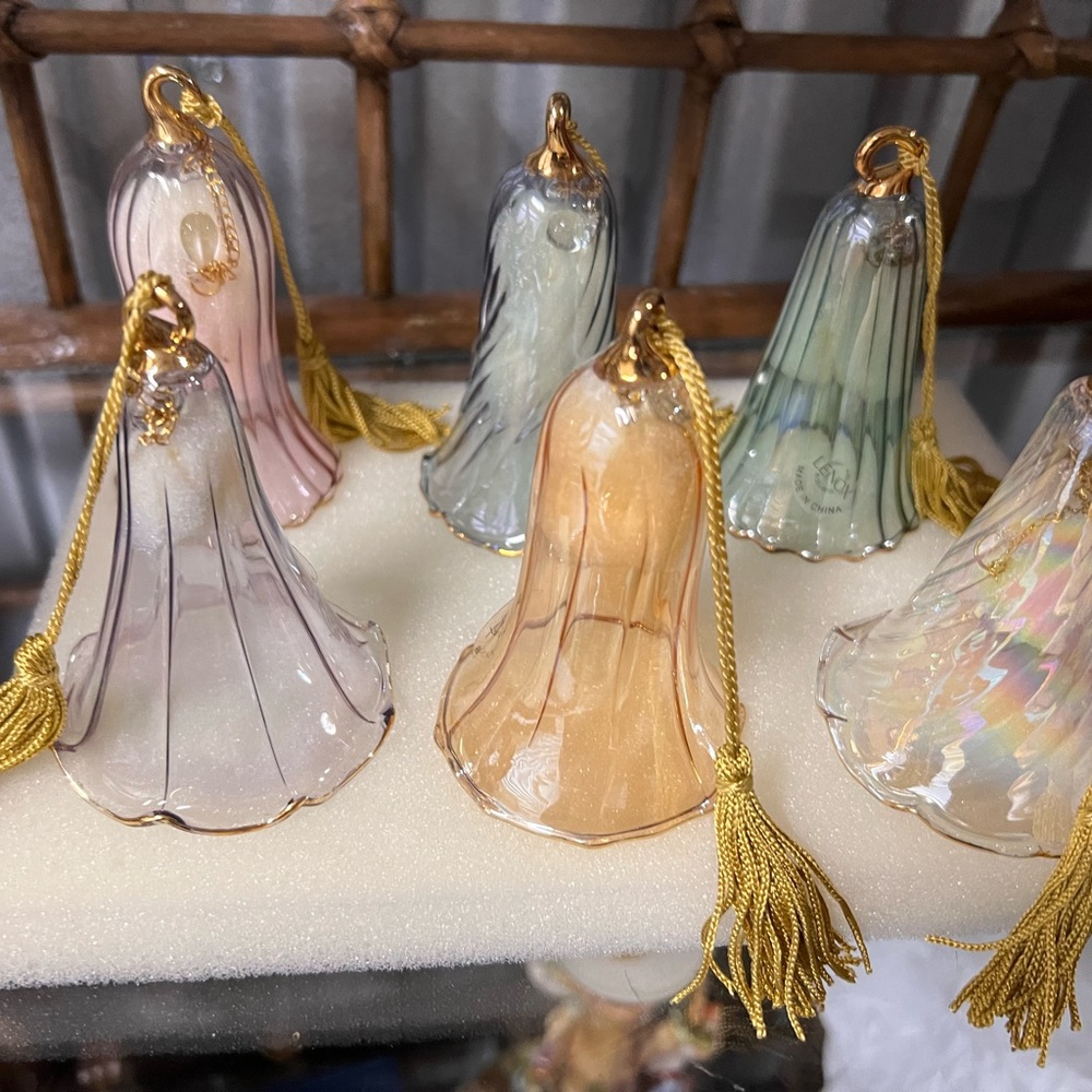 Lenox Fine Glass Bell Ornaments with Gold Accents and crystal sound